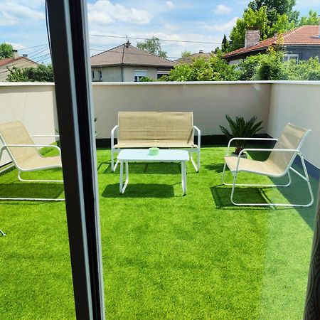 Maison Cosy Terrasse Ensoleille แคลร์มงต์-แฟร์รองด์ ภายนอก รูปภาพ