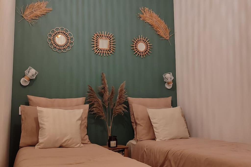 Maison Cosy Terrasse Ensoleille แคลร์มงต์-แฟร์รองด์ ภายนอก รูปภาพ