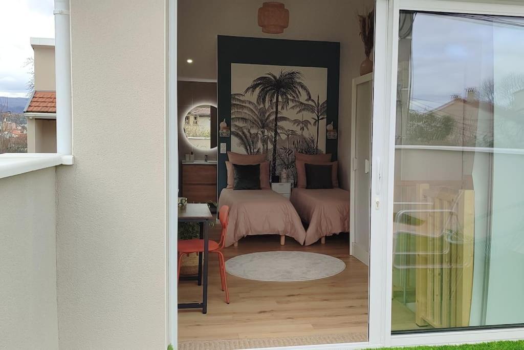 Maison Cosy Terrasse Ensoleille แคลร์มงต์-แฟร์รองด์ ภายนอก รูปภาพ