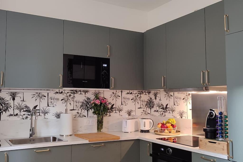 Maison Cosy Terrasse Ensoleille แคลร์มงต์-แฟร์รองด์ ภายนอก รูปภาพ